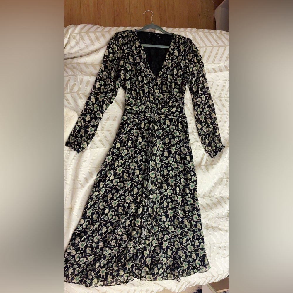 Mango Black and Green floral Womens Dress, size 4, lined, side zip, never worn
